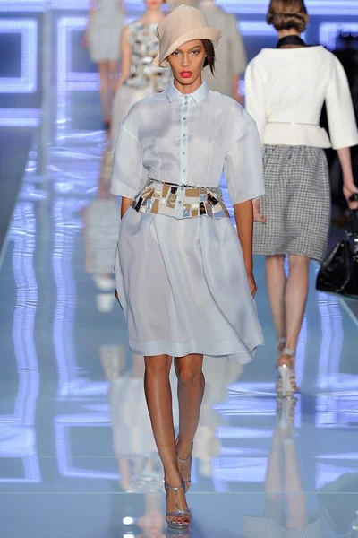 Look 6
